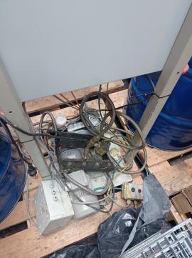 Outro tipo de equipamento ADHEST | Máquinas-Ferramentas p/ Serrar | Maquinaria para madeiras | JAPEDA SUNRISE s.r.o.