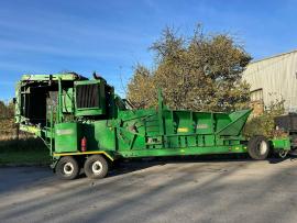 Estilhaçador e Triturador BANDIT BEAST 1680 | Processamento de resíduos de madeira | Maquinaria para madeiras | Lift cranes s.r.o.