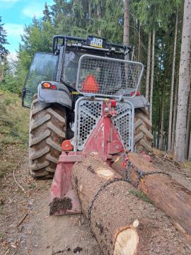 Tractor Florestal VALTRA T193 | Equipamento Florestal | Maquinaria para madeiras | KOMITrade s.r.o.