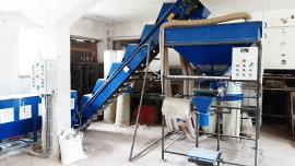 Máquina Peletizadora Peletovací linka   |  Processamento de resíduos de madeira | Maquinaria para madeiras | Pila Hradec 