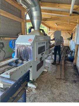 Serra p/ Formar Madeira Esquadrejada Drekos made s.r.o |  Máquinas-Ferramentas p/ Serrar | Maquinaria para madeiras | Drekos Made s.r.o